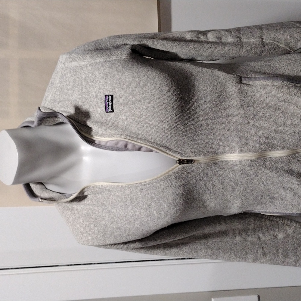 Patagonia light gray zip fleece jacket. Small